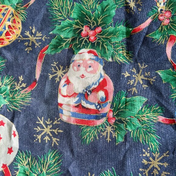 Christmas Cotton Table Cloth 52x72 inches, Santa Themed Tablecloth, Rectangle - Picture 4 of 9